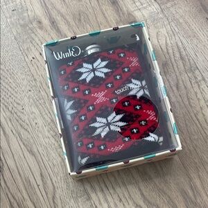 Wink brand | Hip Flash | Cozy Pattern | 7 Fl. Oz.